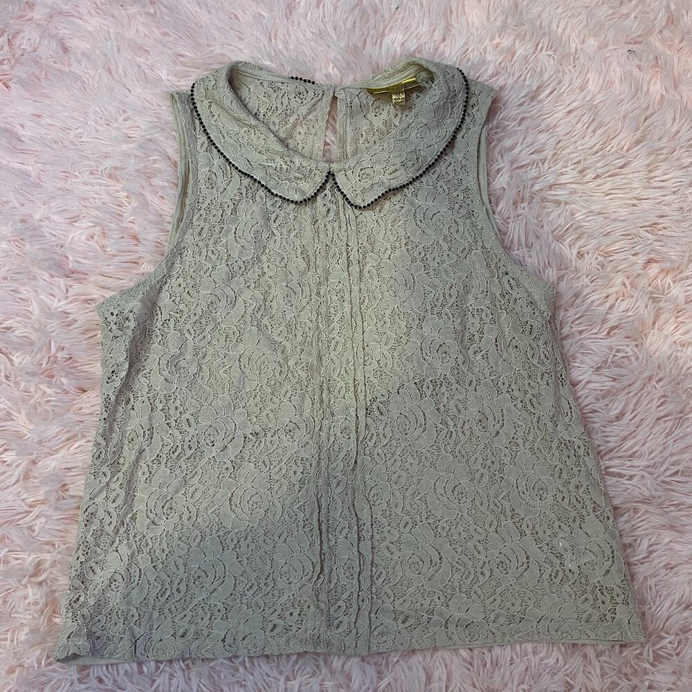 Princess Vera Wang Peter Pan Collar Top